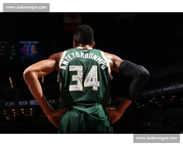 雄鹿锁定施罗德！利拉德替身或助字母哥冲击总冠军